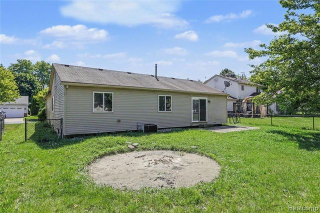 1754 Tulip Lane, Westland, MI 48186