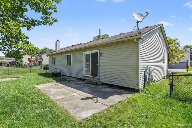 1754 Tulip Lane, Westland, MI 48186