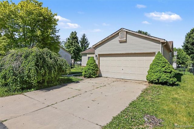 1754 Tulip Lane, Westland, MI 48186