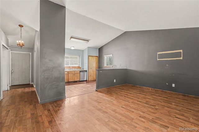 1754 Tulip Lane, Westland, MI 48186