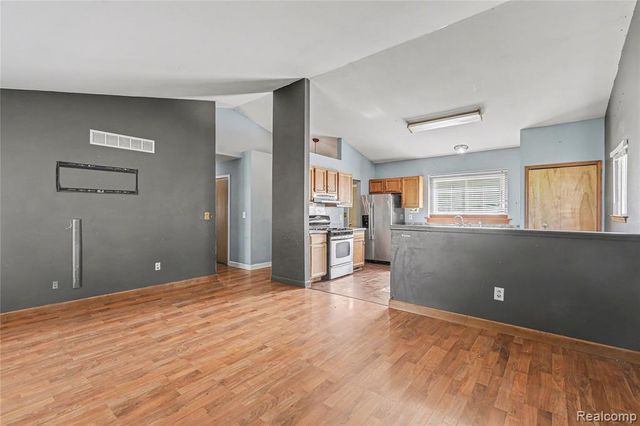1754 Tulip Lane, Westland, MI 48186