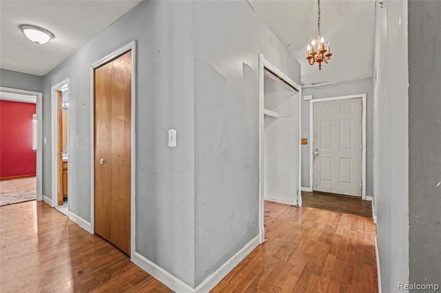 1754 Tulip Lane, Westland, MI 48186