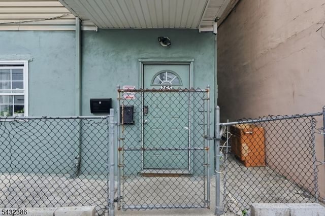 363 Summer St, Paterson City, NJ 07501