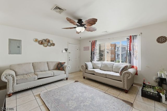 363 Summer St, Paterson City, NJ 07501