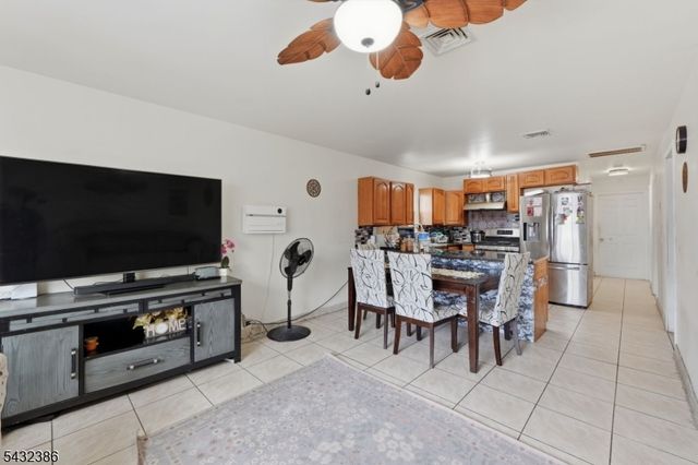 363 Summer St, Paterson City, NJ 07501