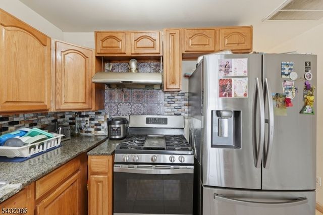 363 Summer St, Paterson City, NJ 07501