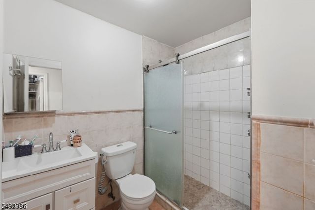 363 Summer St, Paterson City, NJ 07501