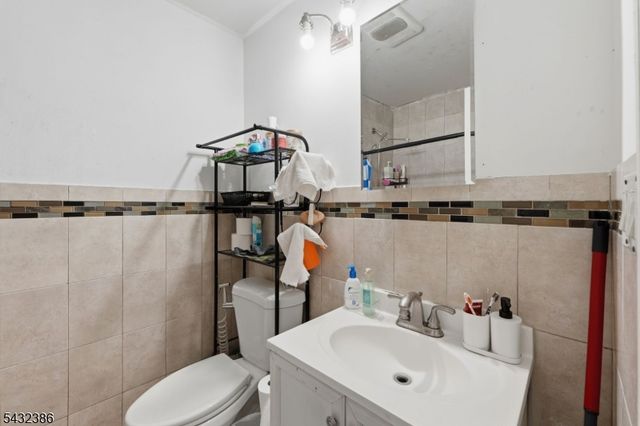 363 Summer St, Paterson City, NJ 07501