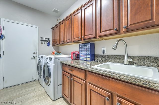 7340 Petrel Street, North Las Vegas, NV 89084