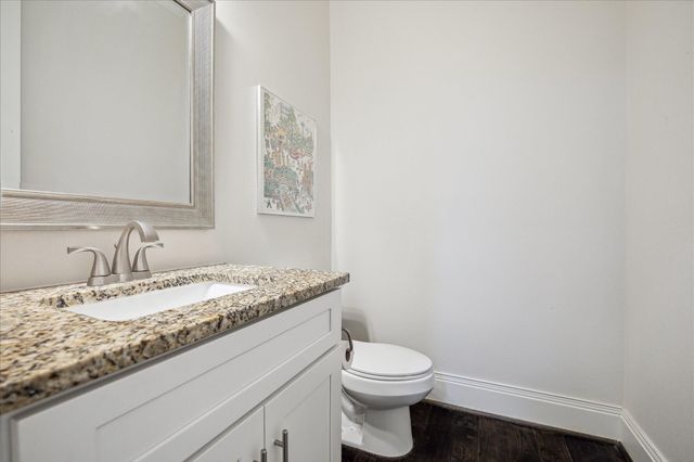 1230 W 25th Street B, Houston, TX 77008