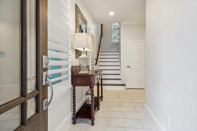 1230 W 25th Street B, Houston, TX 77008