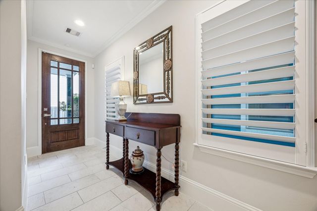 1230 W 25th Street B, Houston, TX 77008