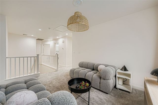 545 Ivy Spring Street, Las Vegas, NV 89138