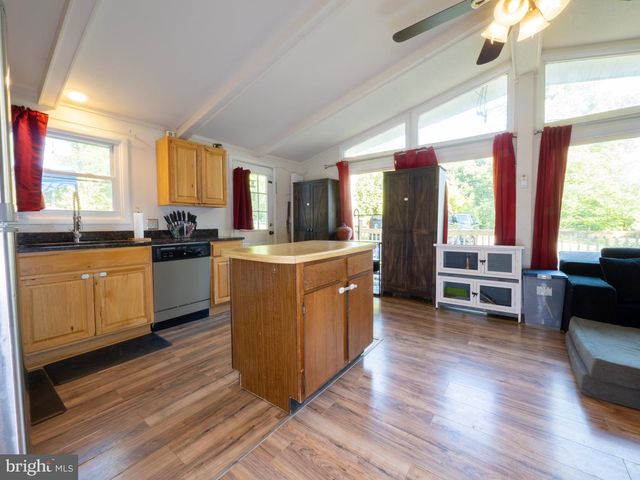 1001 BIFROST WAY, Linden, VA 22642