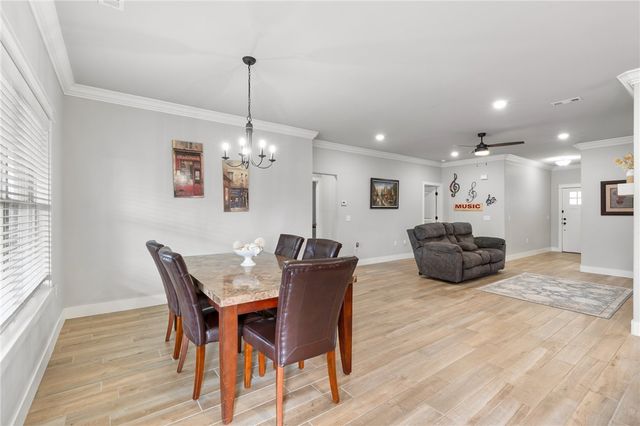 1011 Hampton Street, Tontitown, AR 72762