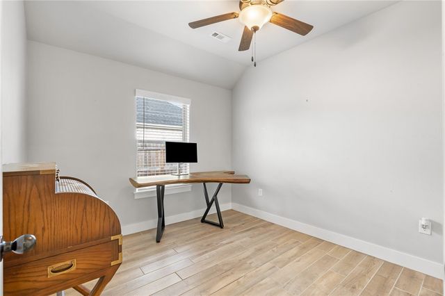 1011 Hampton Street, Tontitown, AR 72762