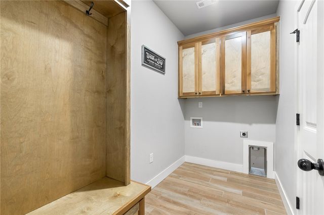 1011 Hampton Street, Tontitown, AR 72762