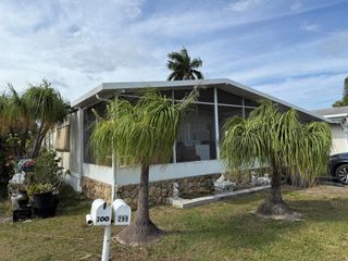 299 Spring Trail, Palm Beach Gardens, FL 33410