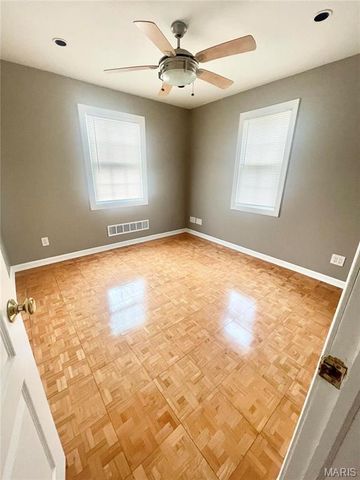 525 N 27th Street, Belleville, IL 62226