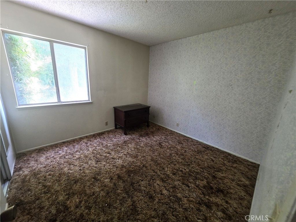Image 13 of property listing at 2108 Ardenwood Avenue, Simi Valley, CA 93063