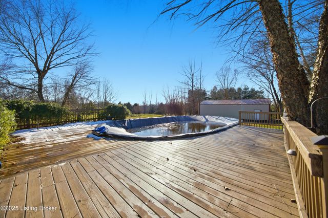 23 Indian Springs Trace, Shelbyville, KY 40065