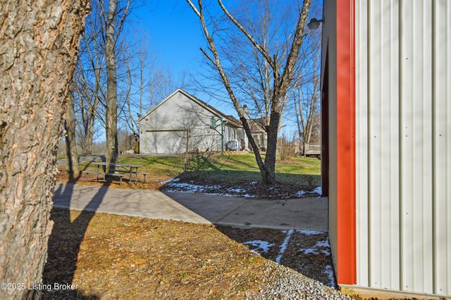 23 Indian Springs Trace, Shelbyville, KY 40065