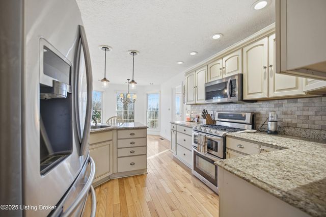 23 Indian Springs Trace, Shelbyville, KY 40065