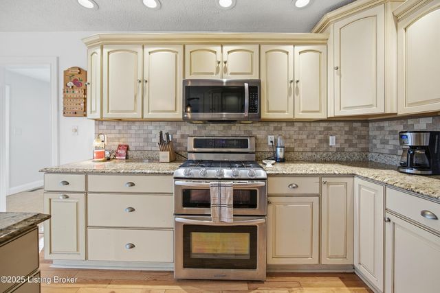 23 Indian Springs Trace, Shelbyville, KY 40065