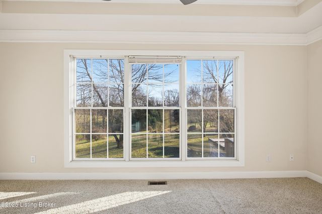 23 Indian Springs Trace, Shelbyville, KY 40065