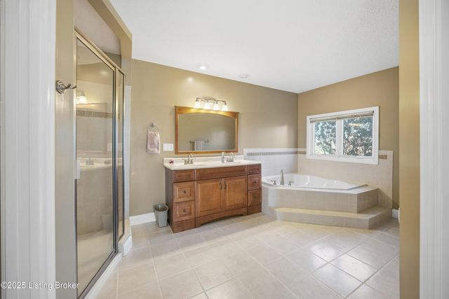 23 Indian Springs Trace, Shelbyville, KY 40065