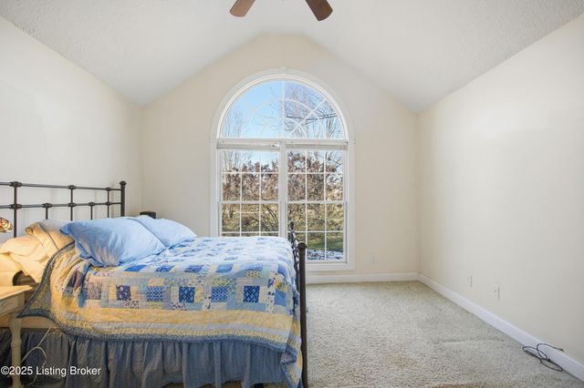 23 Indian Springs Trace, Shelbyville, KY 40065