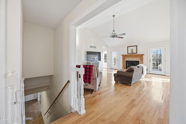 23 Indian Springs Trace, Shelbyville, KY 40065