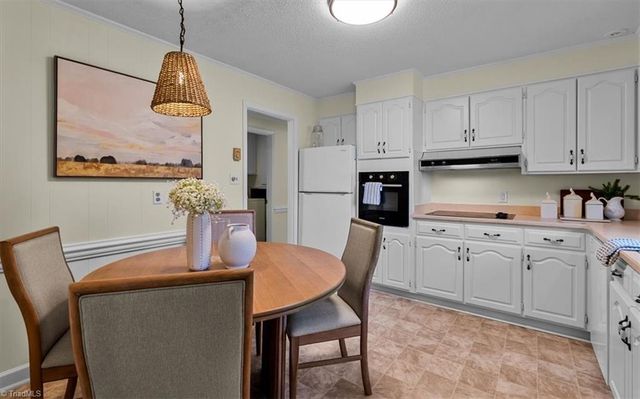 1632 Mount Hope Church Road, Mcleansville, NC 27301