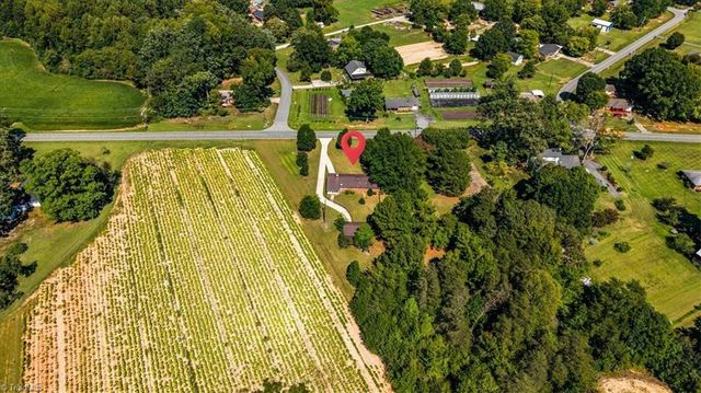 1632 Mount Hope Church Road, Mcleansville, NC 27301