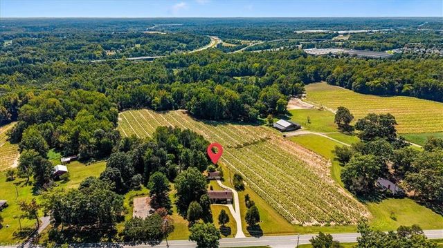 1632 Mount Hope Church Road, Mcleansville, NC 27301