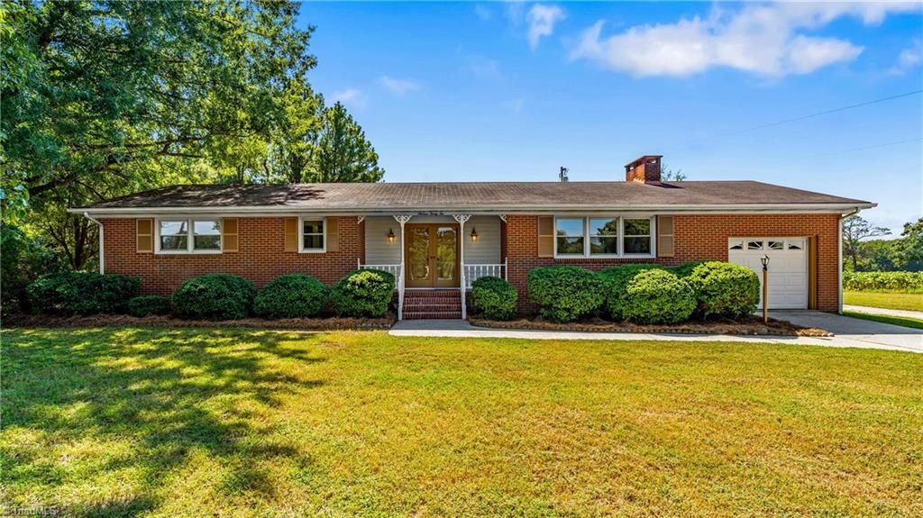 1632 Mount Hope Church Road, Mcleansville, NC 27301