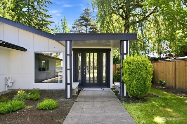 1820 101st Avenue NE, Bellevue, WA 98004