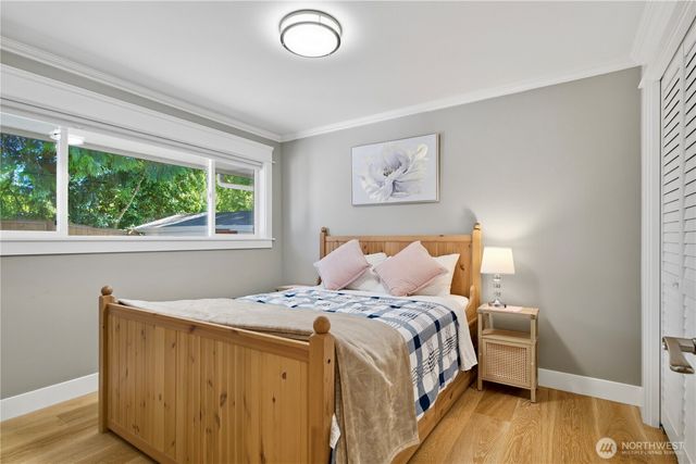 1820 101st Avenue NE, Bellevue, WA 98004