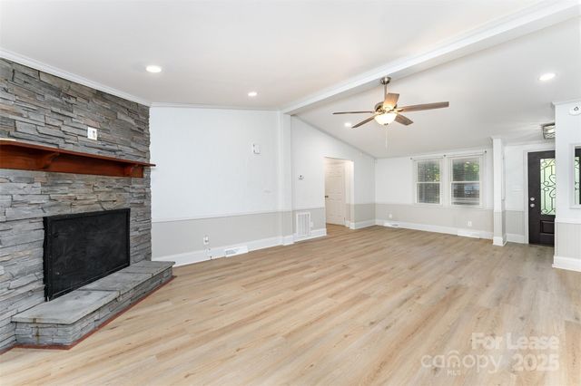 4301 Eagle Chase Drive, Charlotte, NC 28216