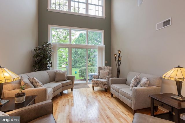 607 NORTHFIELD RD, Lititz, PA 17543