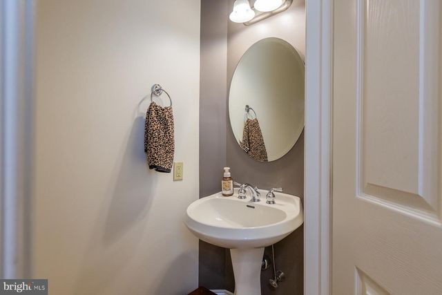 607 NORTHFIELD RD, Lititz, PA 17543