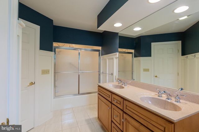 607 NORTHFIELD RD, Lititz, PA 17543