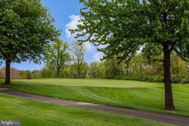 607 NORTHFIELD RD, Lititz, PA 17543