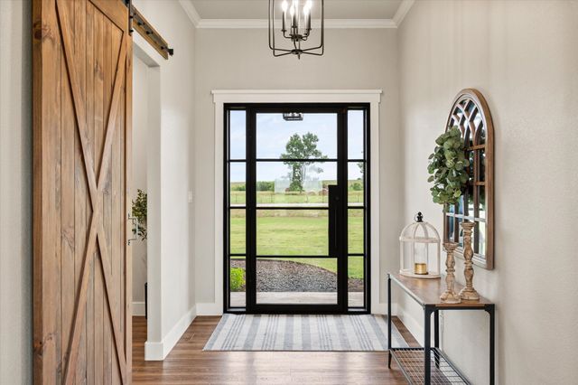 9713 County Road 408, Grandview, TX 76050
