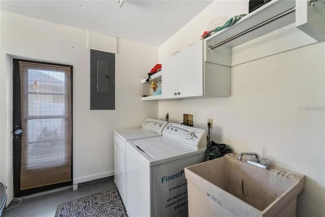 880 VAN GOGH ROAD, Englewood, FL 34223