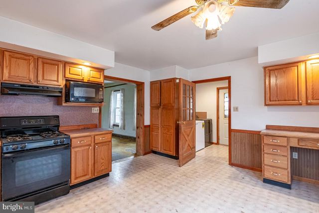 122 SKYLINE DR, Reading, PA 19606