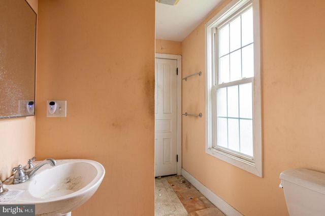 122 SKYLINE DR, Reading, PA 19606