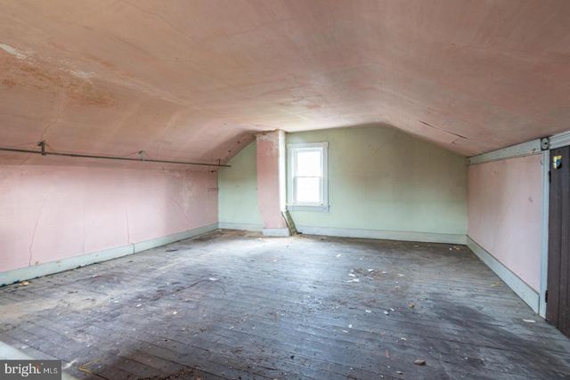 122 SKYLINE DR, Reading, PA 19606