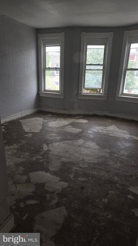 1124 N MONROE ST, Baltimore, MD 21217