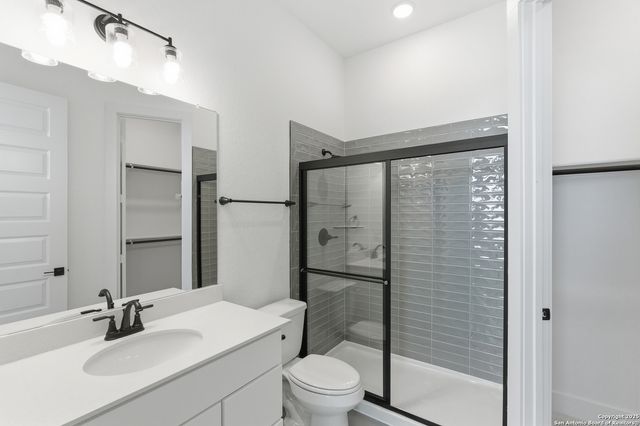 8903 Arroyo Grove, San Antonio, TX 78263